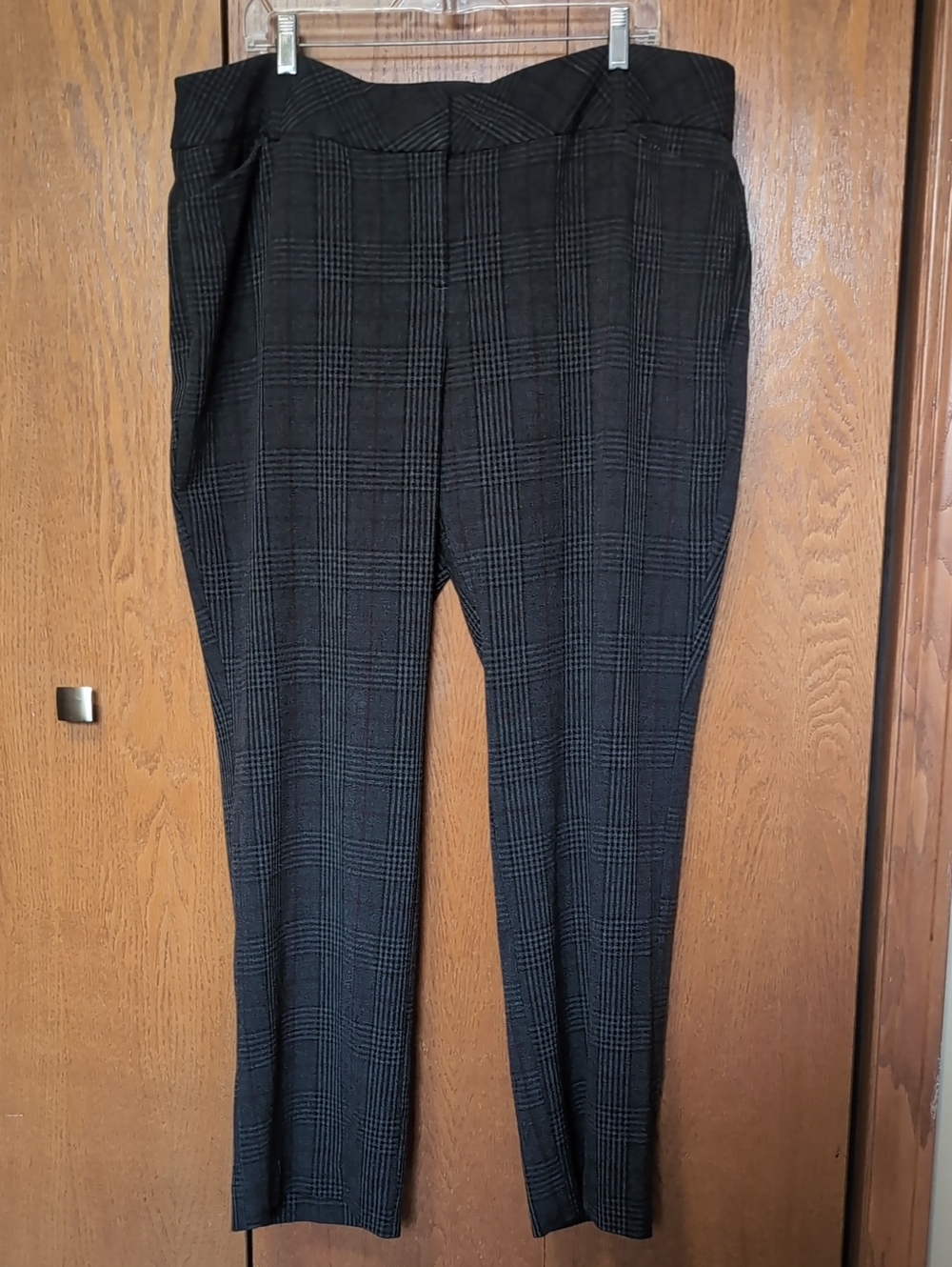 Roz & Ali Black Glen Plaid Trousers